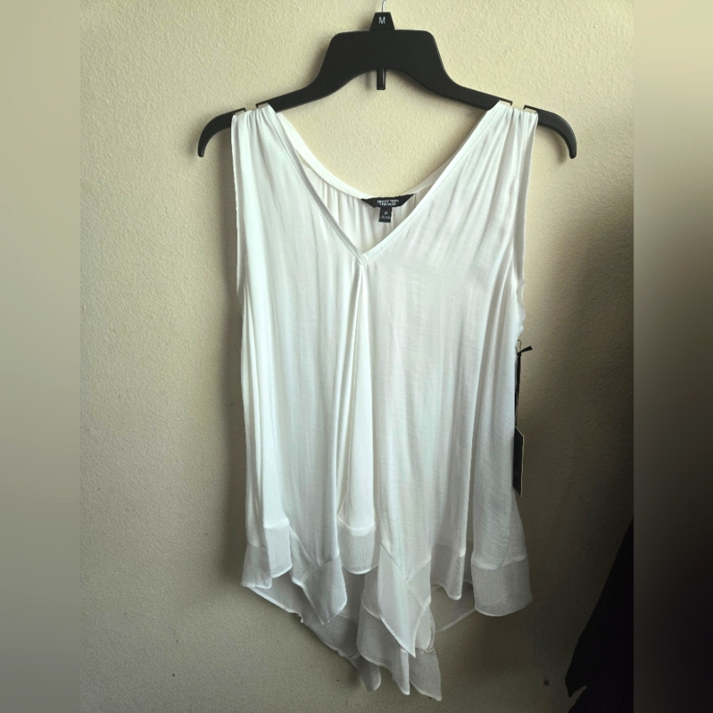 Medium white V-Neck Handkerchief Tank, Vera Wang
